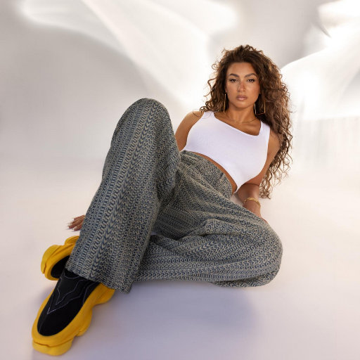 男生被强迫戴飞机杯榨精故事
